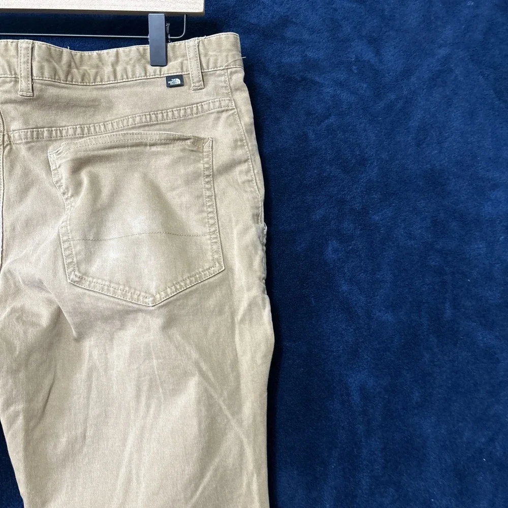 The North Face‎ Mens Straight Leg Jeans Size 35 Khaki Outdoors Camping Preppy